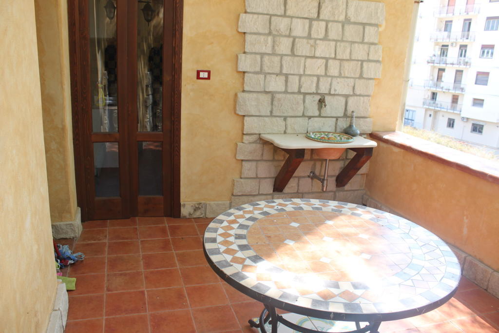 Il Giardino Di Pietra Bed and Breakfast Noto Rum bild
